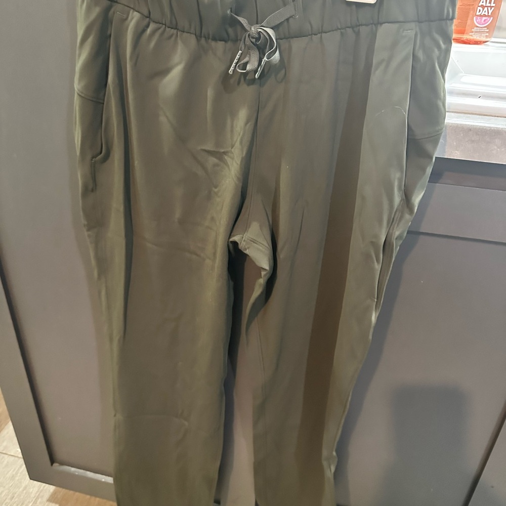 Lululemon On The Fly Pant 25”